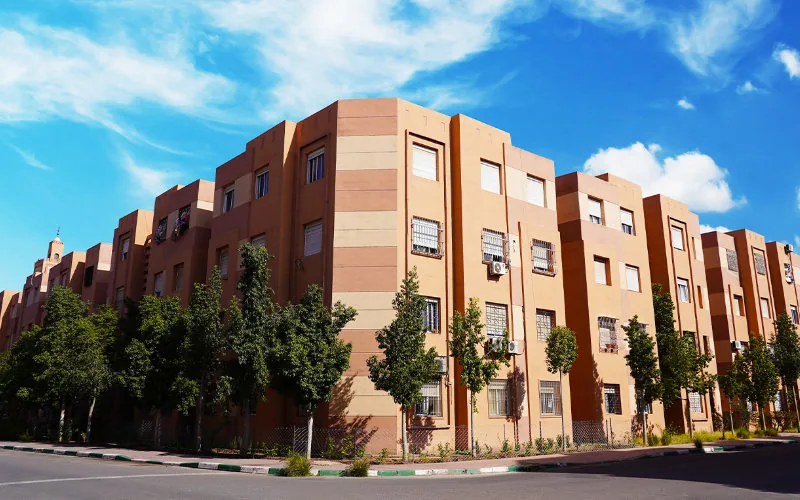 Escándalo en Marrakech : Notario y ejecutivo inmobiliario condenados por fraude millonario