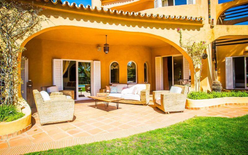 Escándalo en Marrakech : Villas de lujo convertidas en burdeles ilegales alarman al sector turístico