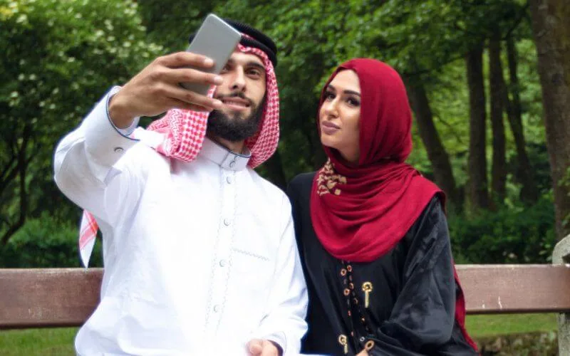 Escándalo en Marruecos : Matrimonio mixto desata ola de racismo y misoginia en redes sociales