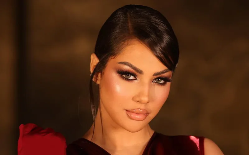 Escándalo en la música marroquí : Ibtissam Tiskat denuncia acoso de una estrella del pop