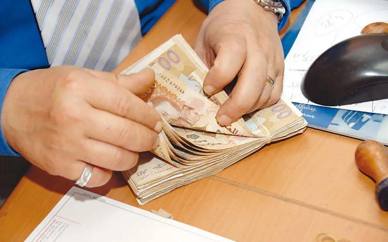 Escándalo en Rabat : Empleado bancario malversa 1,2 millones de dírhams de clientes