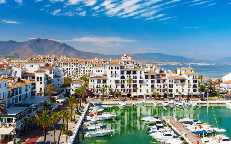 España cancela la Visa Dorada : fin a la residencia por inversión inmobiliaria
