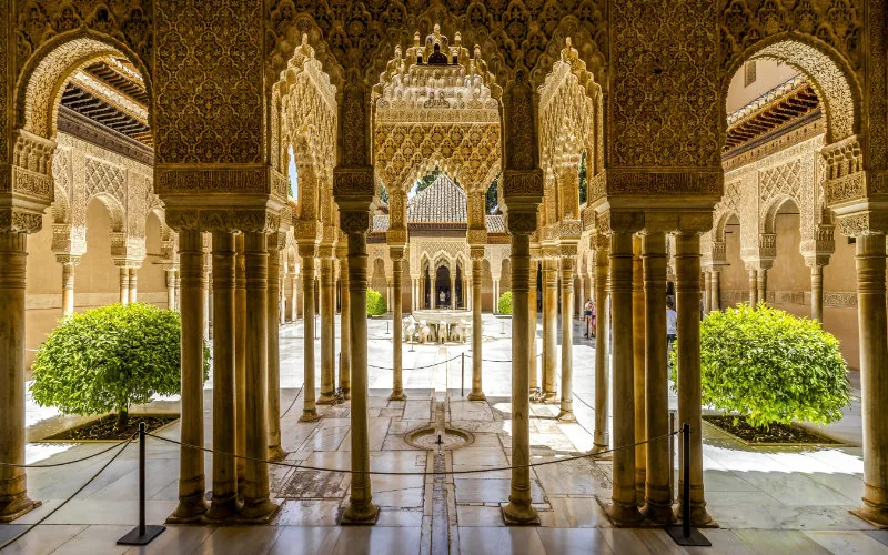 España : destino emergente para el turismo musulmán y su legado andalusí