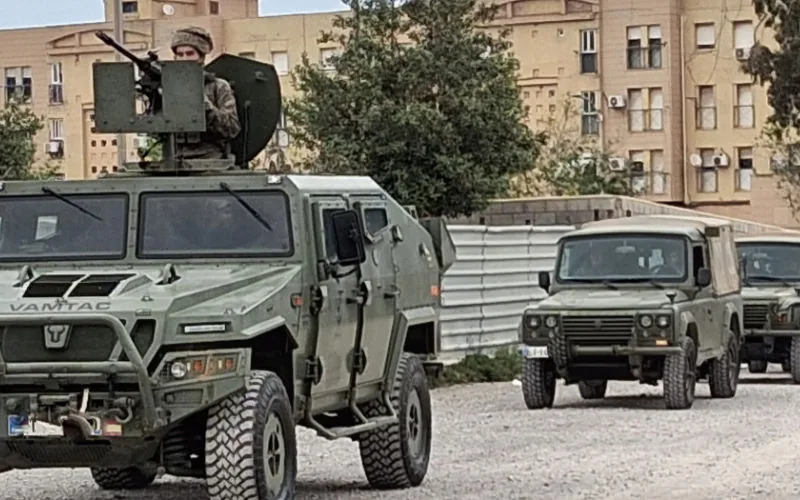 España refuerza la vigilancia en Melilla : Ejército despliega unidades tácticas en la frontera