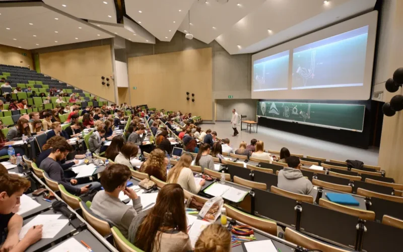 Estudiar en Bélgica costará más de 18.000 euros a algunos marroquíes