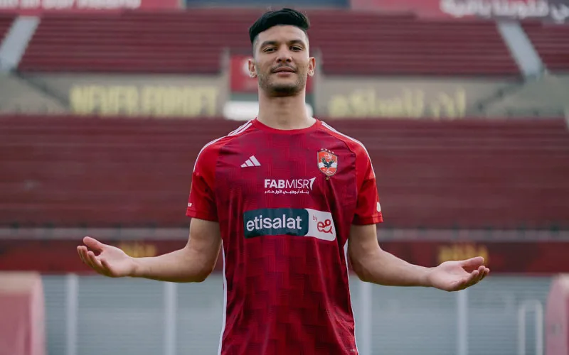Éxodo de estrellas marroquíes al fútbol egipcio : alarma en Marruecos