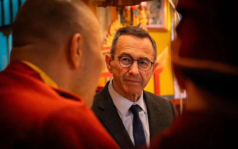 Francia boicotea la iftar diplomática en la Gran Mezquita de París : tensiones con Argelia