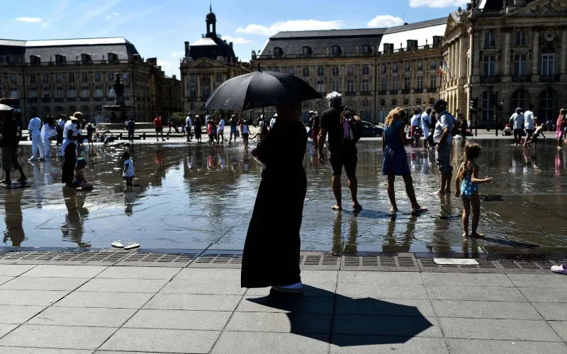 Francia se prepara para ola de calor : aire sahariano elevará temperaturas a 35°C
