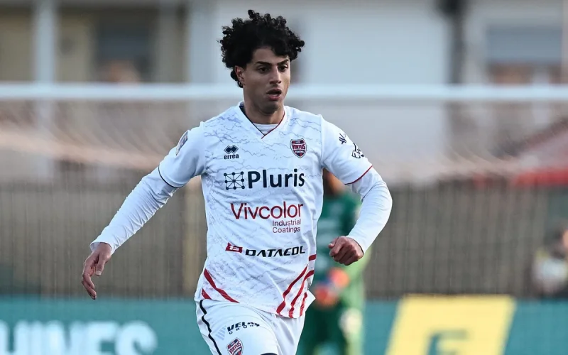 Hachim Mastour : « Me han utilizado como una máquina de dinero y una marioneta »