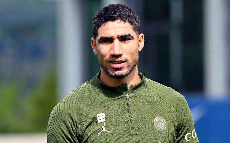 Hakimi esquiva polémica sobre Mbappé y celebra goleada del PSG ante Montpellier
