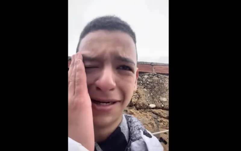 Indignación en Fez : Joven repartidor denuncia abuso de taxista y enciende debate nacional
