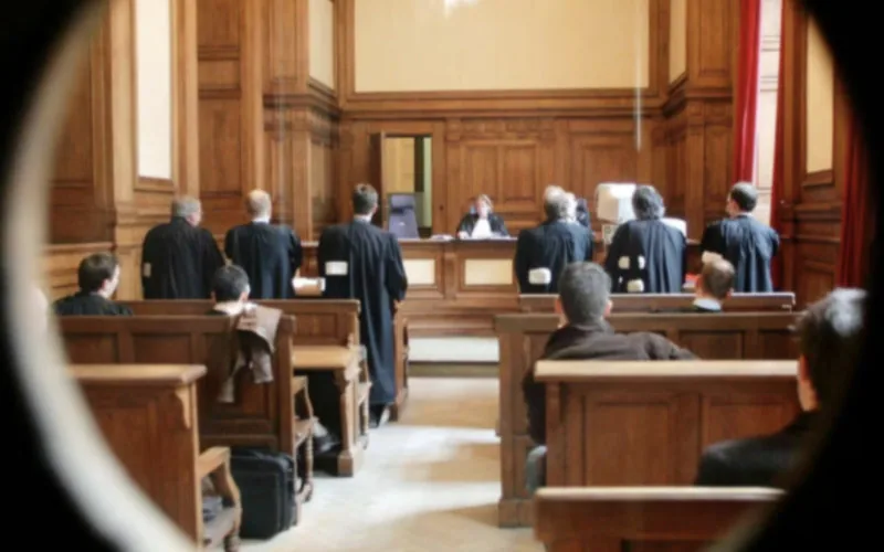 Intento de suicidio en Bruselas : Joven marroquí en estado crítico tras incidente en celda judicial