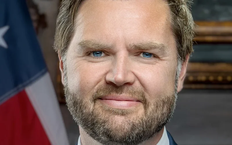 J.D. Vance ataca a los musulmanes de Francia