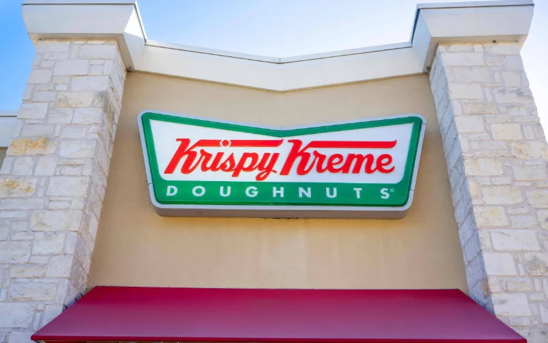 Krispy Kreme llega a Marruecos : La batalla de las rosquillas se intensifica en el Magreb