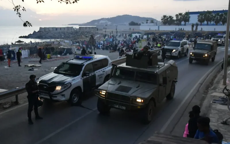 Tras las llegadas masivas desde Marruecos, un responsable de la OTAN asegura que la Alianza apoyaría a España