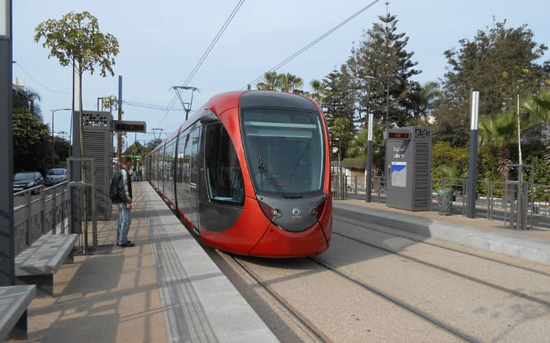 Marrakech espera su tranvía : La promesa de movilidad que revolucionaría la ciudad ocre