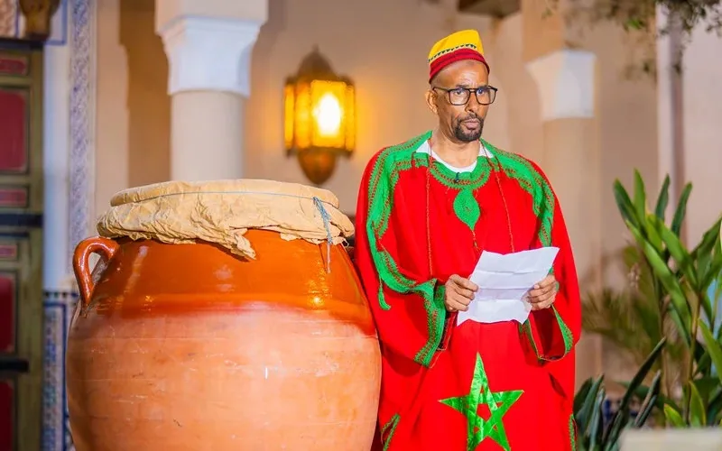 Marrakech rompe récord con tangia gigante : tradición culinaria desfila por la medina