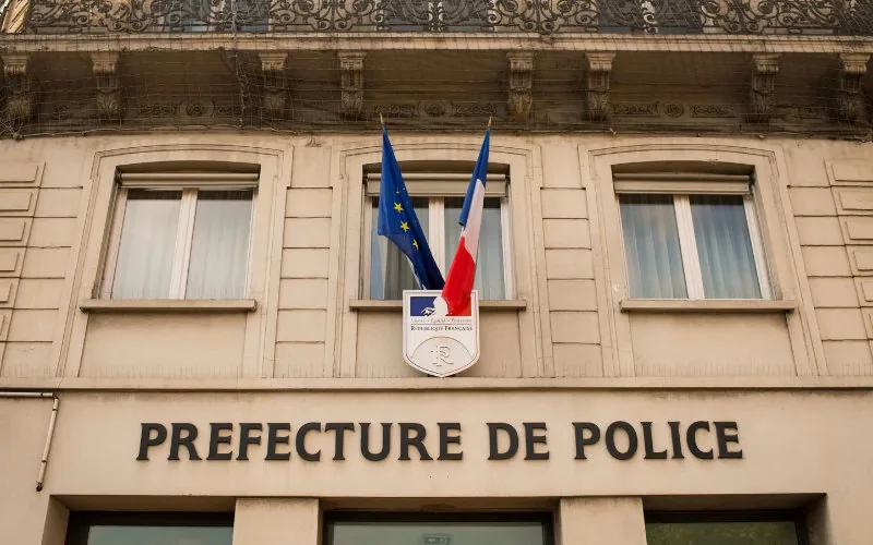 Marroquí emprendedor gana demanda millonaria contra Francia por retraso en permiso de residencia