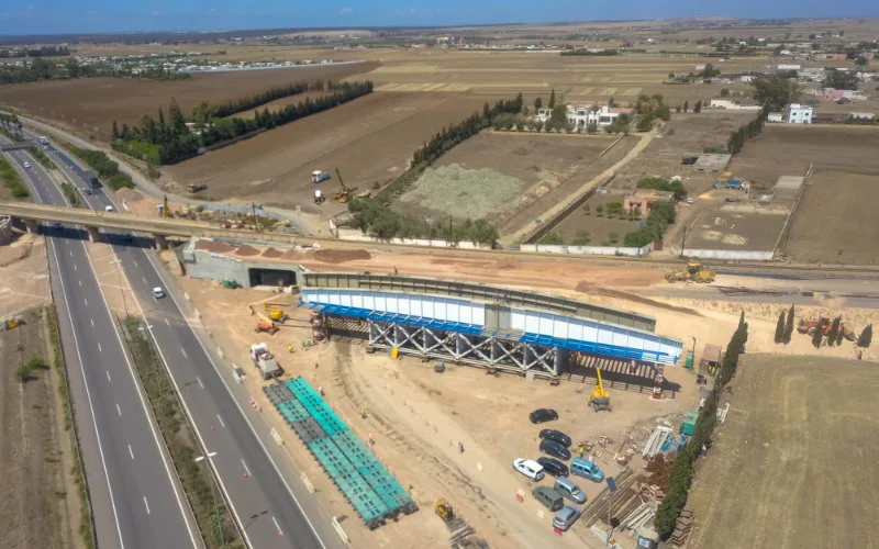 Marruecos acelera : 1.200 km de nuevas autopistas para el Mundial 2030