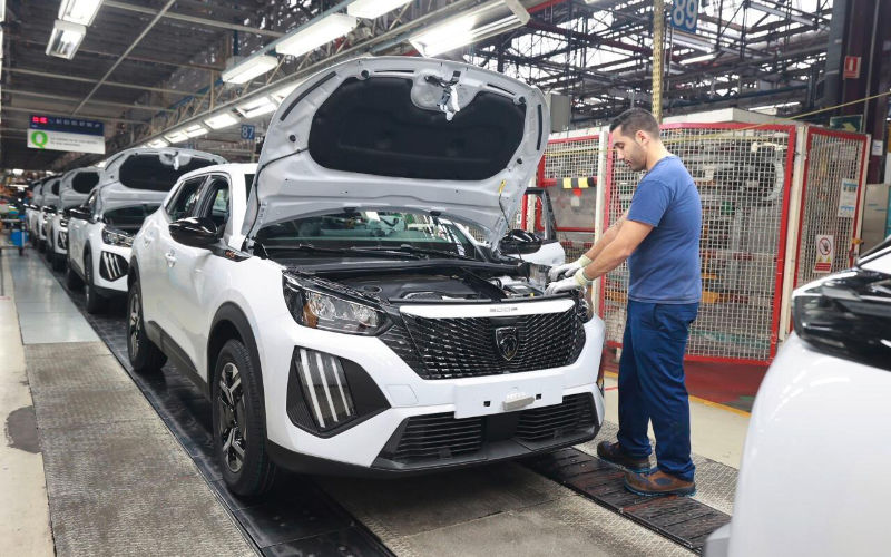 Marruecos acelera : La industria automotriz marroquí desafía el dominio sudafricano