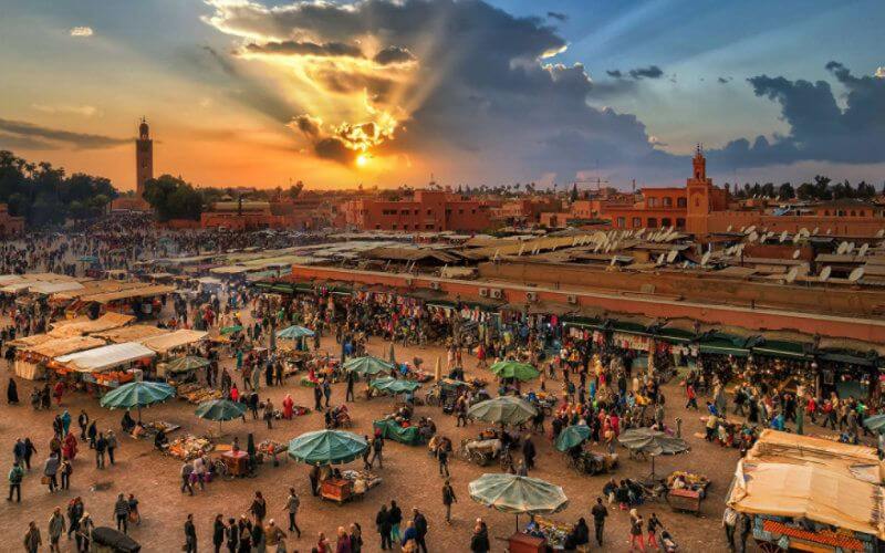 Marruecos bate récord turístico : 960.000 visitantes en septiembre desafían al terremoto