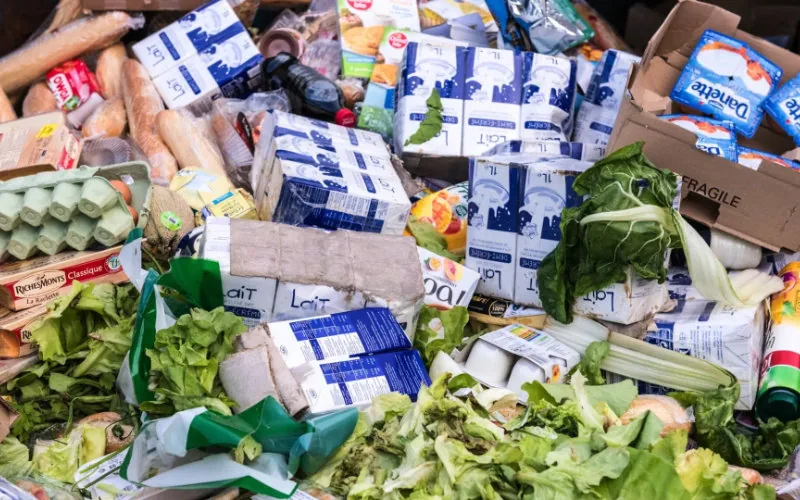 Marruecos combate el despilfarro alimentario : multas millonarias a restaurantes