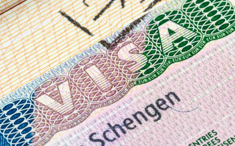 Marruecos, cuarto país del mundo en solicitar visados Schengen : ¿Qué implica para la movilidad ?