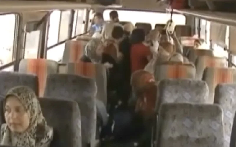 Marruecos divide familias en Gaza : Polémica por repatriación selectiva