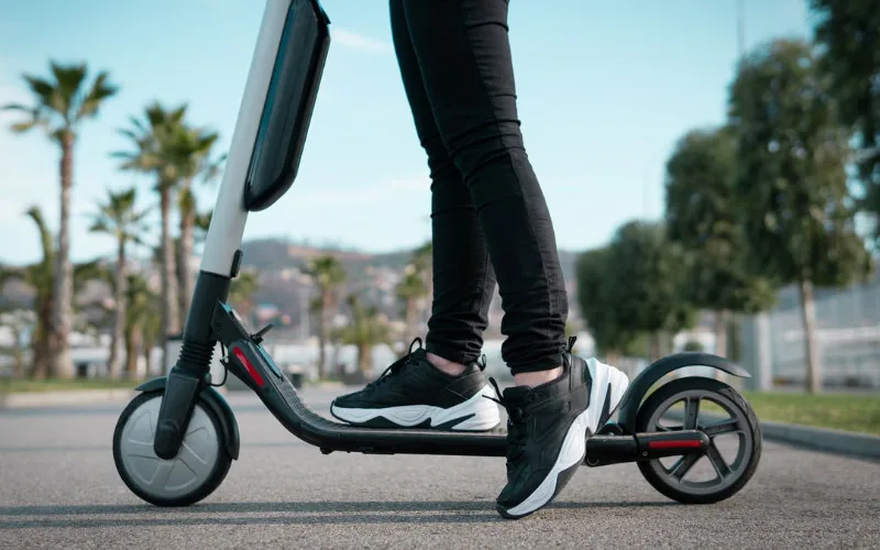 Marruecos endurece la normativa vial : Nuevas reglas para triciclos y patinetes eléctricos