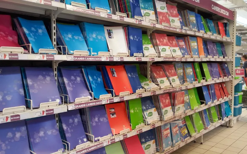 Marruecos frena la invasión de cuadernos tunecinos baratos para proteger su industria