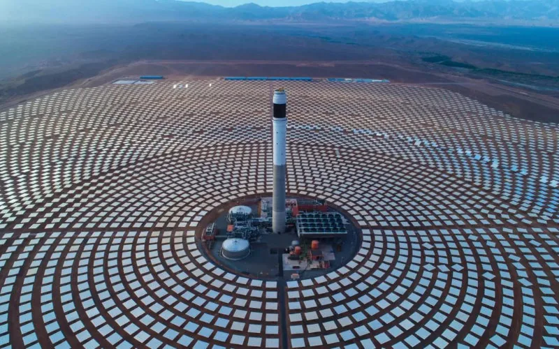 Marruecos frena su ambición solar : el megaproyecto Noor Midelt I en punto muerto