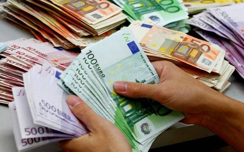 Marruecos : Guía esencial para viajeros sobre límites y declaración de divisas en la frontera