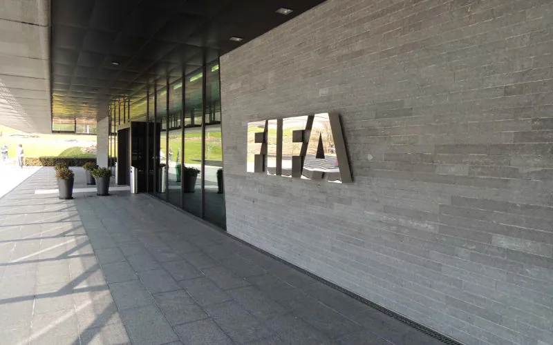 Marruecos impulsa incentivos fiscales para atraer la sede regional de la FIFA a Rabat