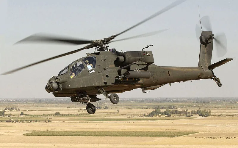 Marruecos refuerza su poder aéreo : 24 Apache AH-64E superan al Tiger español