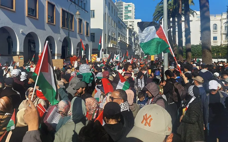 Marruecos se alza por Gaza : Miles exigen romper lazos con Israel en Rabat
