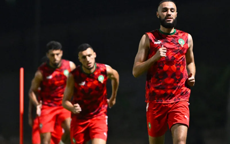 Mazraoui revela : "Elegí Marruecos con el corazón" pese a la oferta de Países Bajos