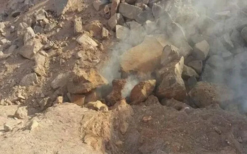 Misterioso humo blanco emerge del suelo en Azilal : Autoridades investigan fenómeno que alarma a Marruecos