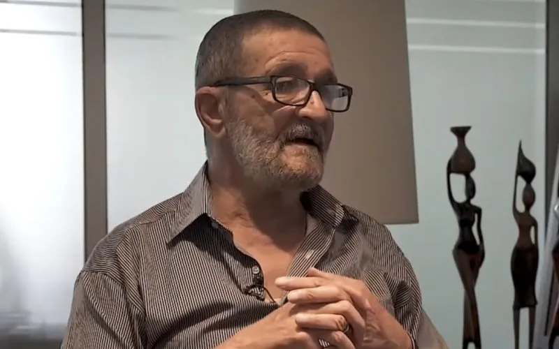 Mustapha Zaari : El icono del cine marroquí lucha contra el cáncer en Rabat