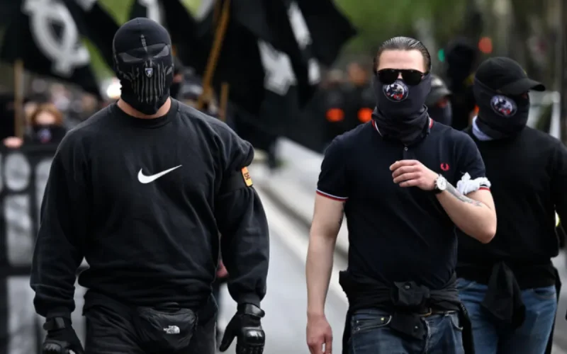 Neonazi nacido de padre marroquí condenado en Francia