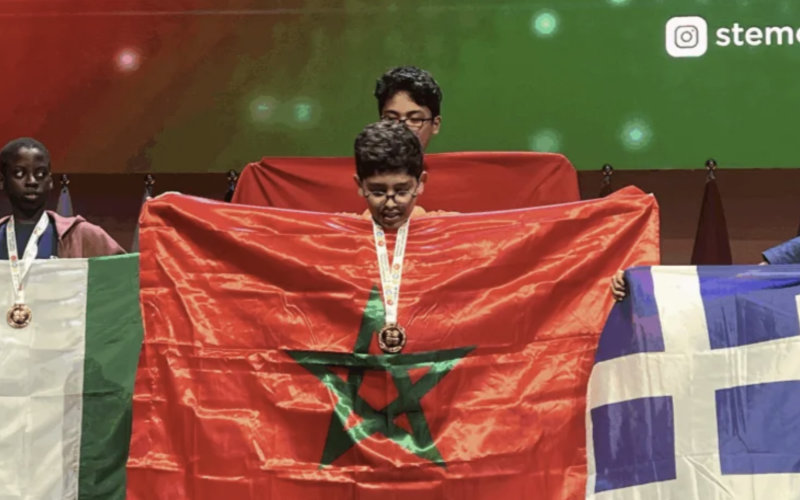 Niño prodigio marroquí de 9 años gana plata en Olimpiada STEM de Barcelona