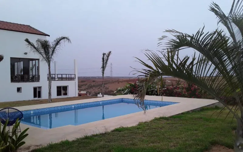 Notario de Khémisset condenado a 22 años por fraude inmobiliario masivo en Marruecos