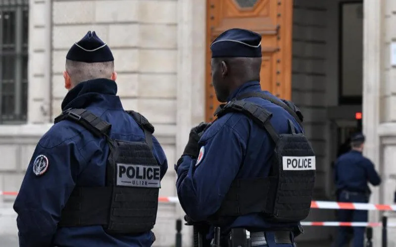 Operación policial en Val-d'Oise : Arrestos por presunta continuidad del CCIF disuelto