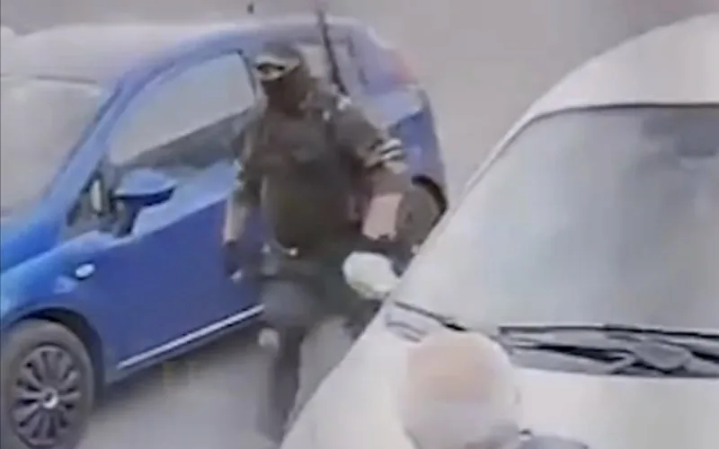 Pánico en Alta Saboya : Hombre armado aterroriza a fieles frente a mezquita