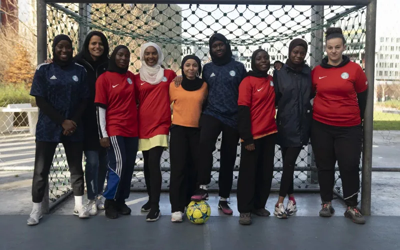 París 2024 : COI desafía a Francia y permite el hiyab en la Villa Olímpica