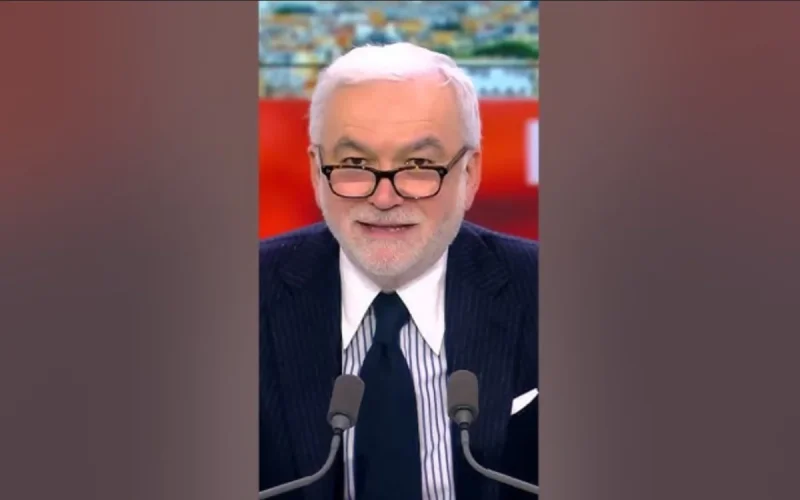 Policías frente a los "blancos" : la frase de Pascal Praud que no pasa