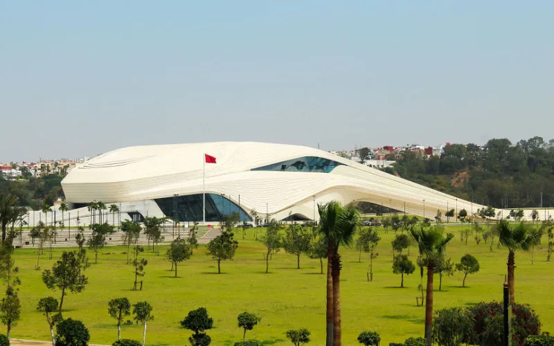 Rabat impulsa su desarrollo deportivo con una vanguardista sala polideportiva junto al Bouregreg