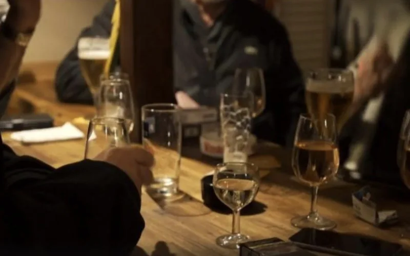 Redada en Marrakech : 26 detenidos en bar clandestino con alcohol ilegal y drogas