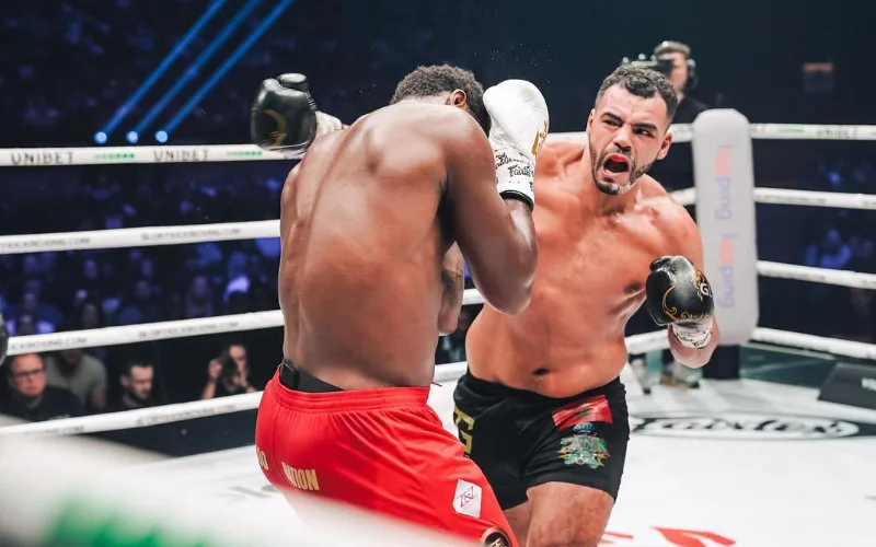 Revancha en Glory : Abena busca destronar a Khbabez en el peso semicompleto