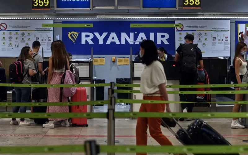 Ryanair eleva costes : Polémica por cargos en tarjetas de embarque digitales a Marruecos