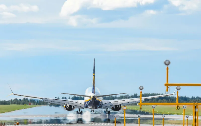 Ryanair refuerza su presencia en Marruecos mientras reduce rutas en España